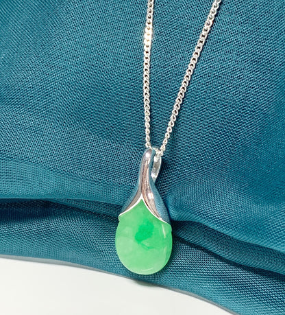 Real green jade tear drop sterling silver pear shape pendant