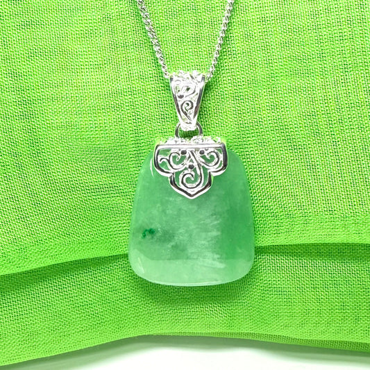 Beautiful and stunning real green jade necklace large cushion shaped with a chain included