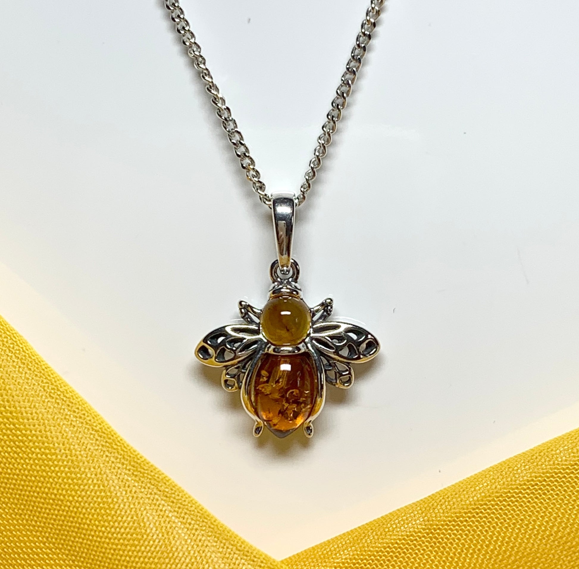 Bee real amber necklace sterling silver pendant including chain