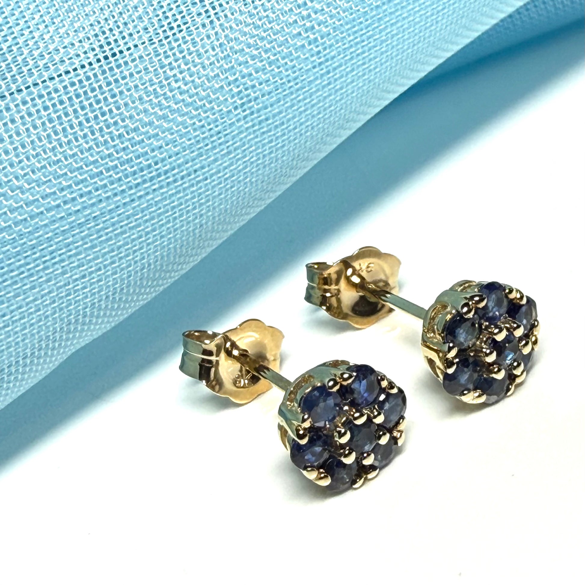 Blue real sapphire yellow gold daisy cluster round stud earrings