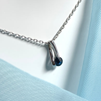 Blue sapphire white gold necklace