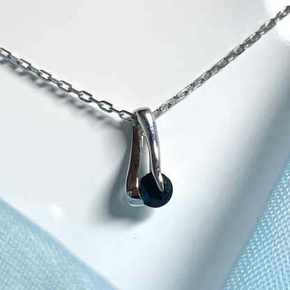 Blue sapphire white gold necklace