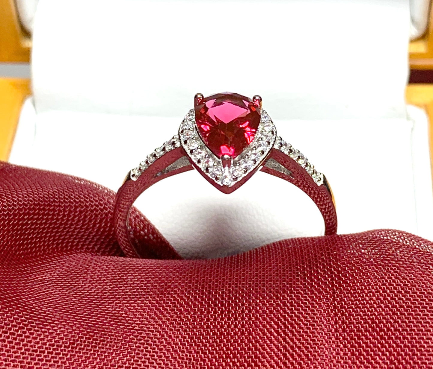 Large bright red and white cubic zirconia pear shaped cluster dress cocktail ring