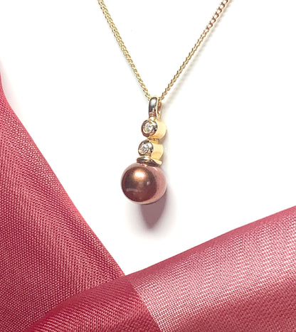 Chocolate pearl necklace freshwater cultured cubic zirconia yellow gold pendant