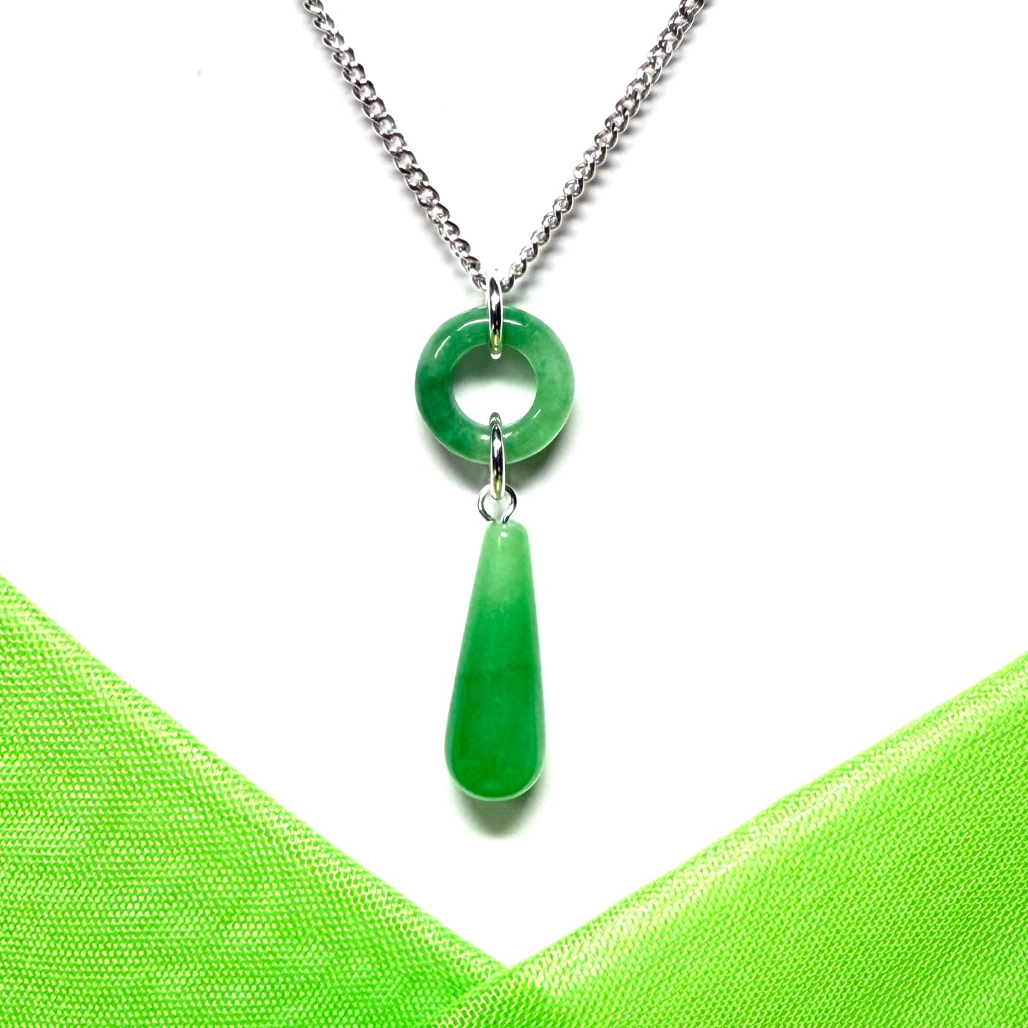 Circle and tear drop sterling silver pear shaped green real jade necklace pendant