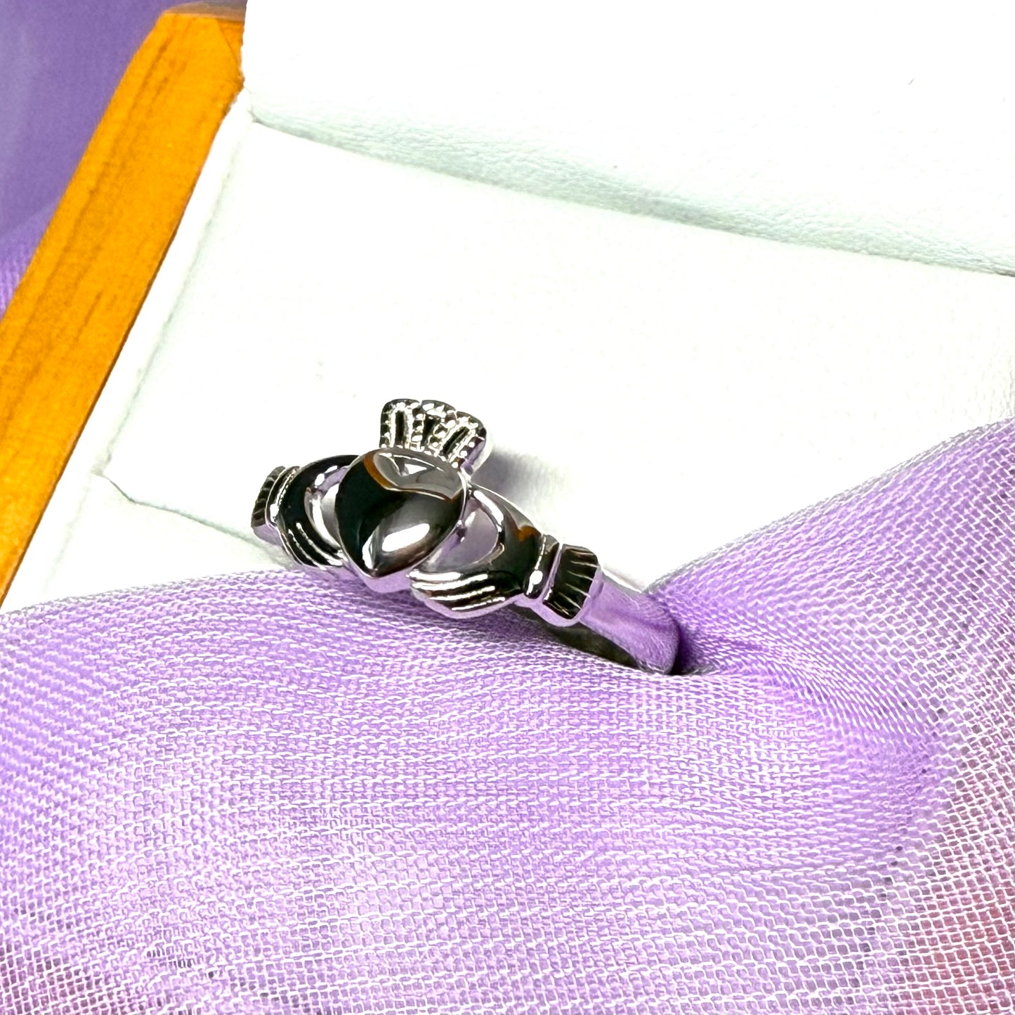 Claddagh ring sterling silver ladies