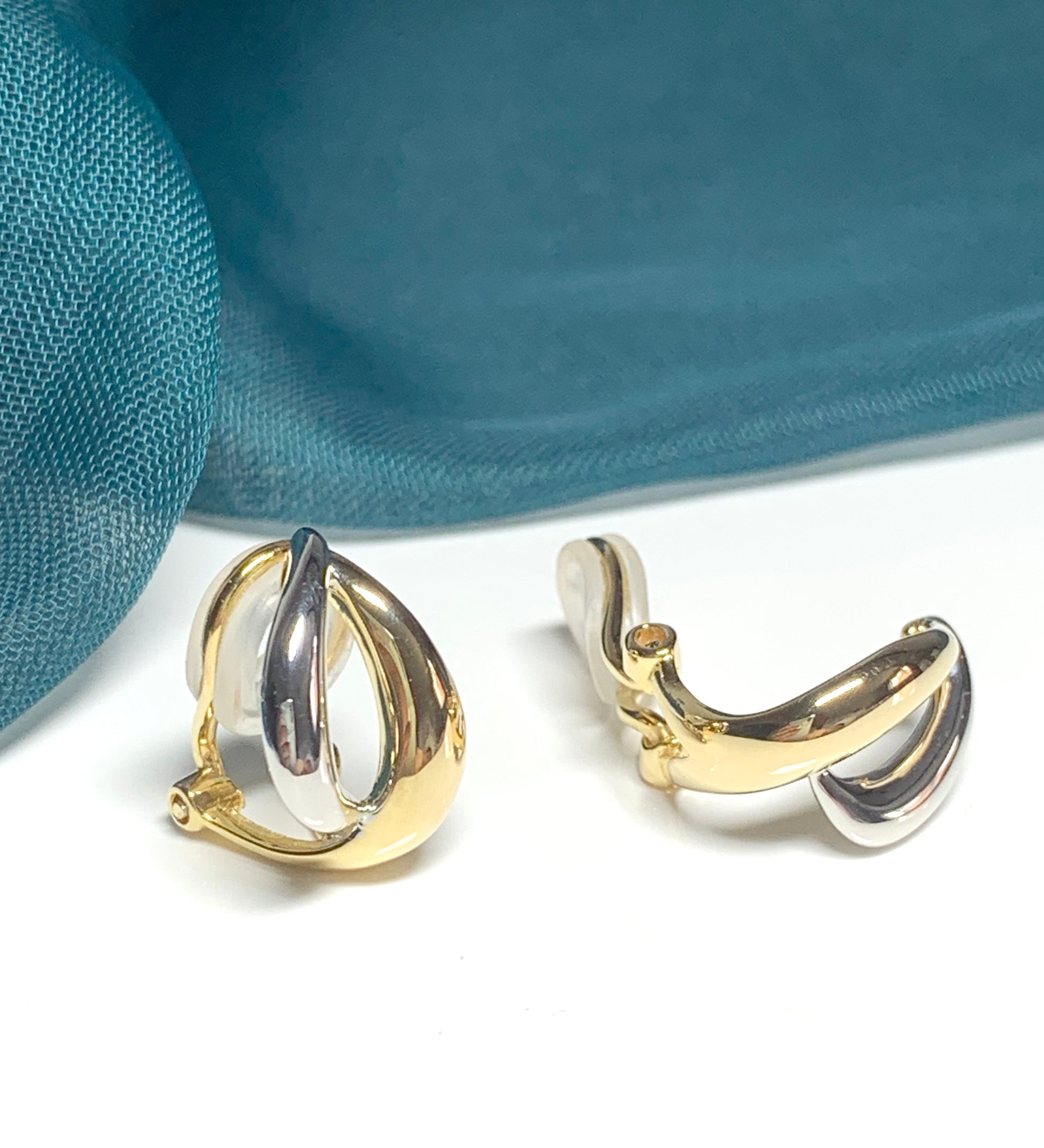 Clip on earrings sterling silver double two colour swirl design