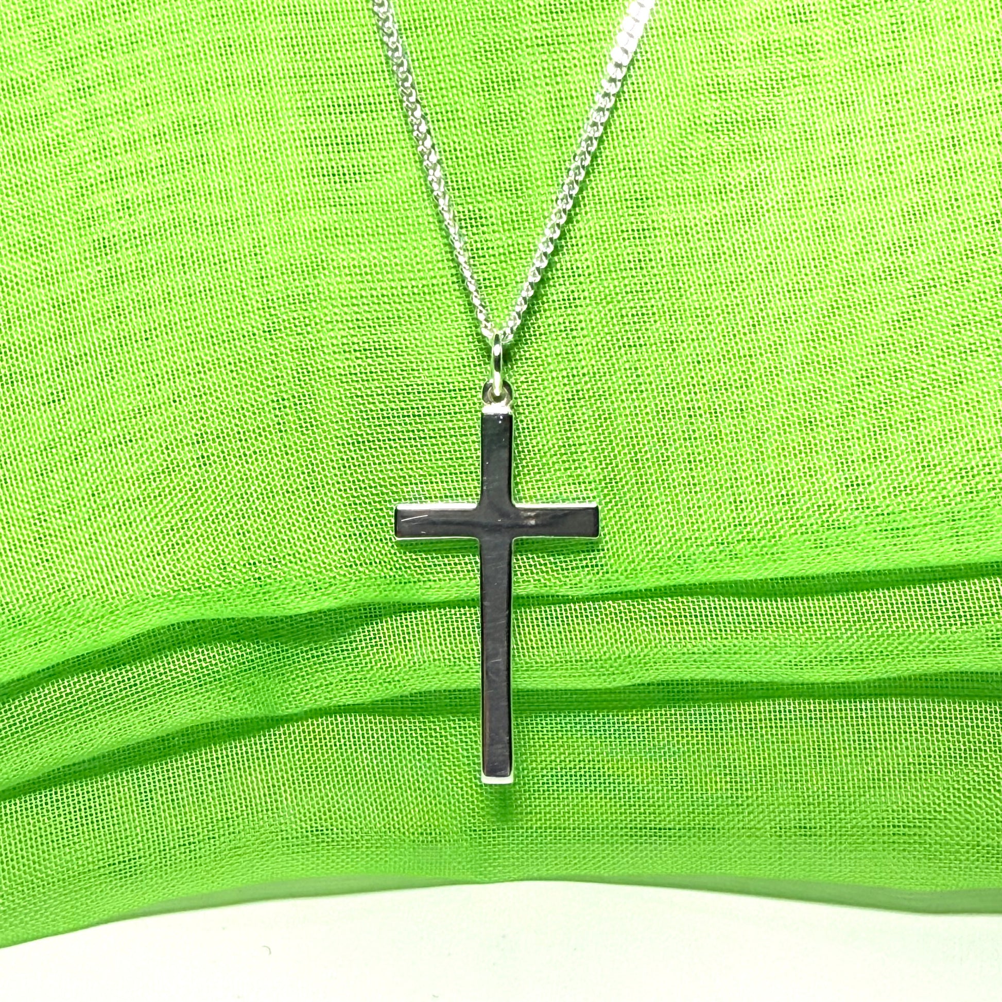 Solid cross highly polished plain design with chain sterling silver