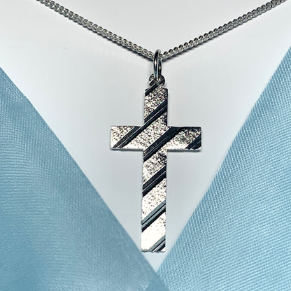 Cross patterned solid sterling silver diamond cut including chain