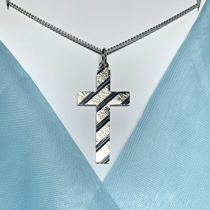 Cross patterned solid sterling silver diamond cut including chain