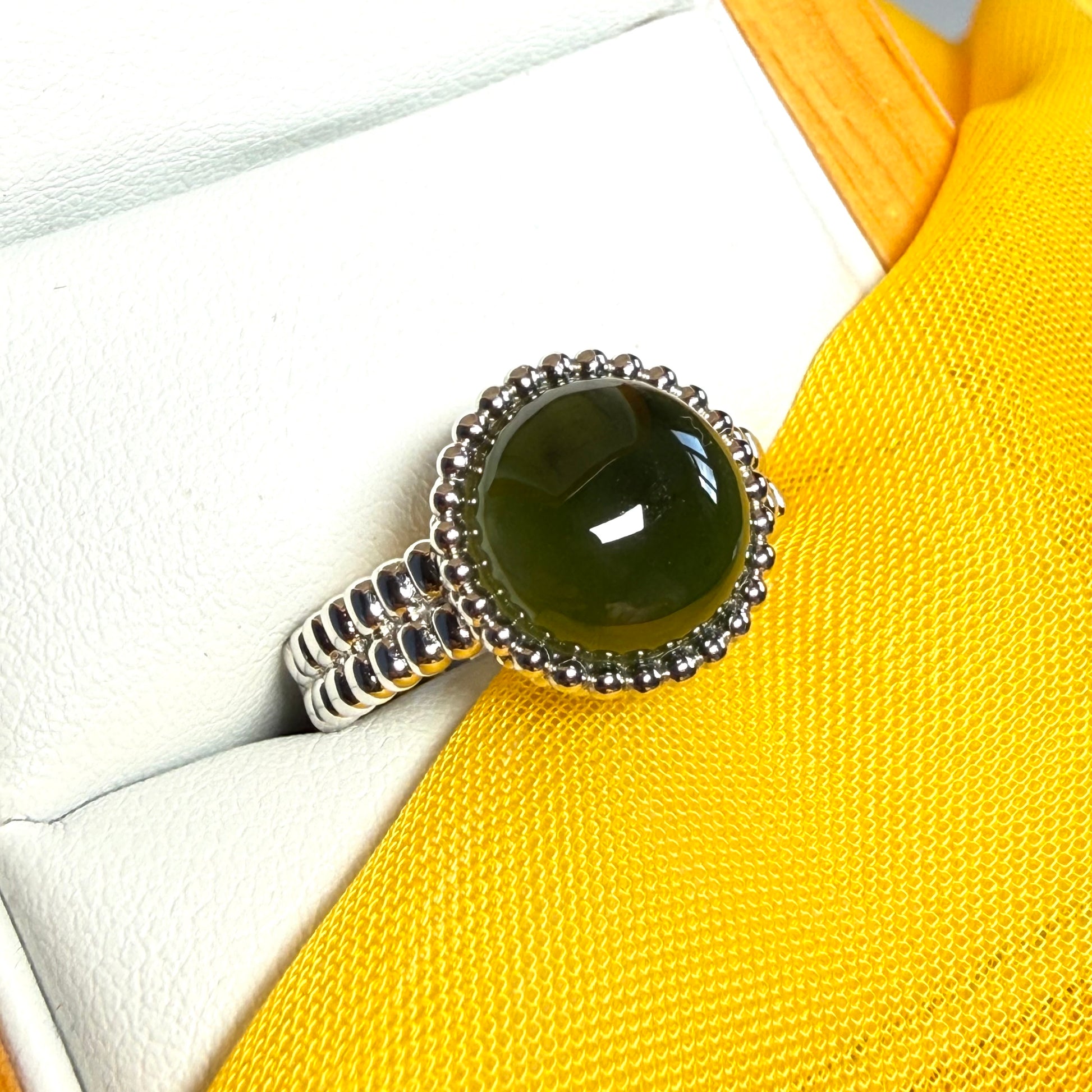 Dark green real jade ring round sterling silver patterned bobbled