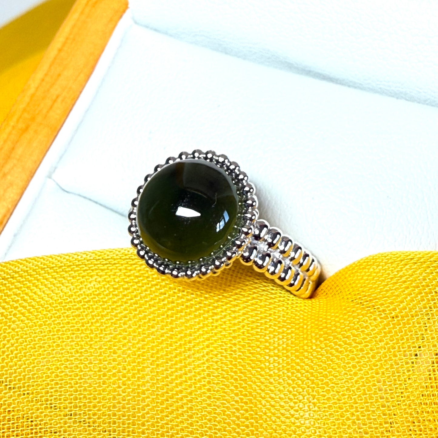 Dark green real jade ring round sterling silver patterned bobbled