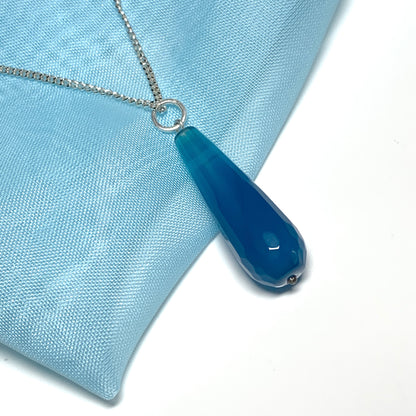 Dark blue agate pear shaped teardrop necklace pendent sterling silver