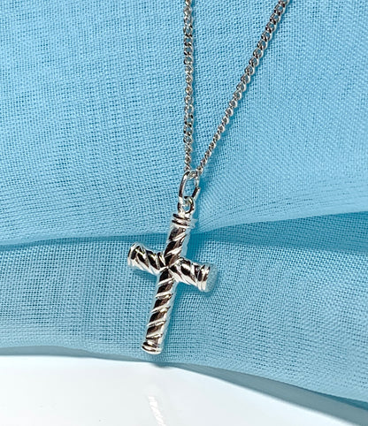 Diamond cut cross patterned sterling silver and chain