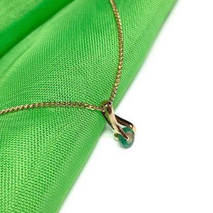 Fancy Green Emerald Round Yellow Gold Necklace