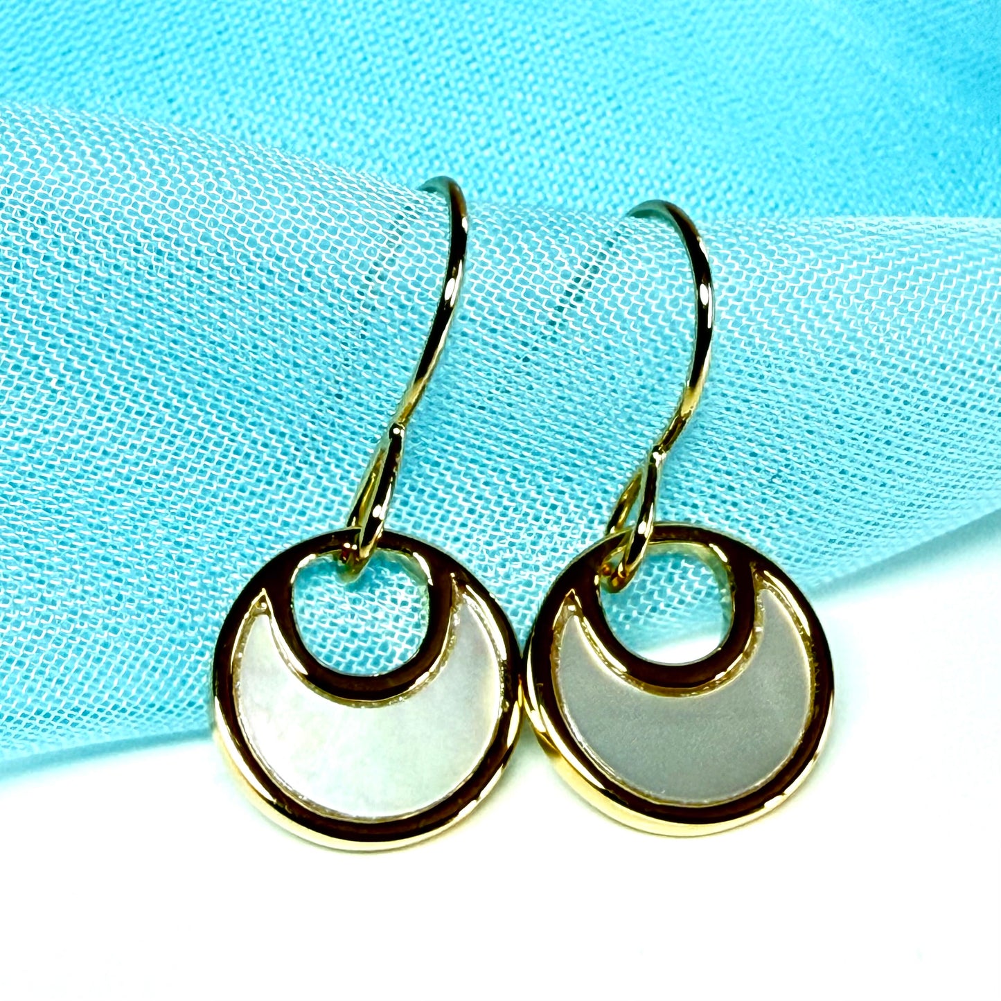 Fiorelli drop earrings round Mother Of Pearl gold plated sterling silver