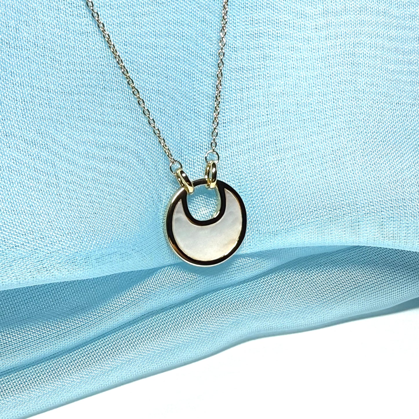 Fiorelli round Mother Of Pearl gold plated sterling silver necklace pendant