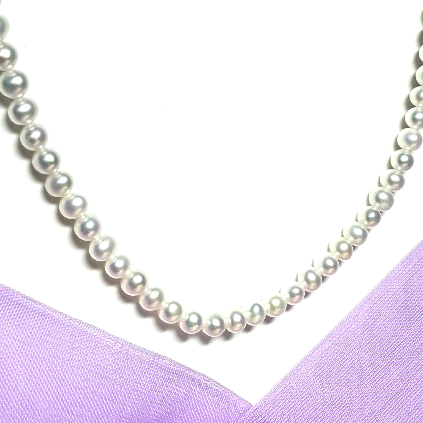 Freshwater cultured pearl single row necklace uniform 4 mm