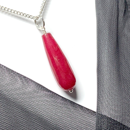 Fuchsia tear drop red jade necklace pendent sterling silver