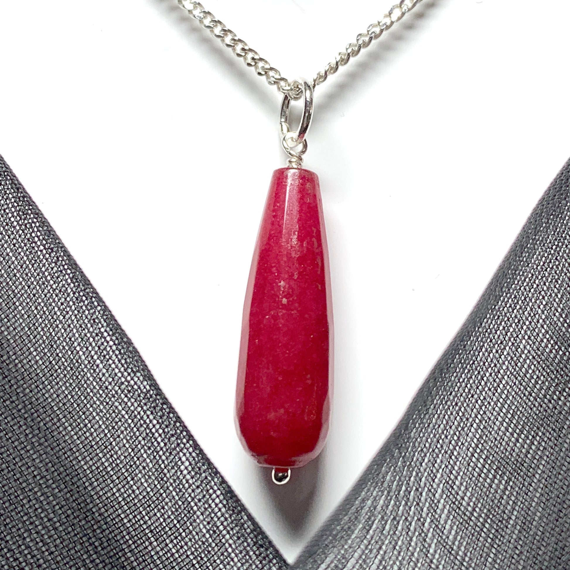 Fuchsia tear drop red jade necklace pendent sterling silver