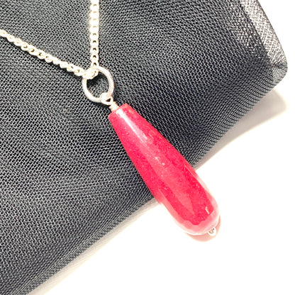 Fuchsia tear drop red jade necklace pendent sterling silver