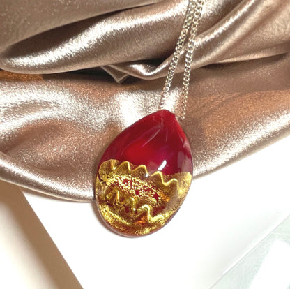 Red Gold Murano Glass Ellipse Necklace