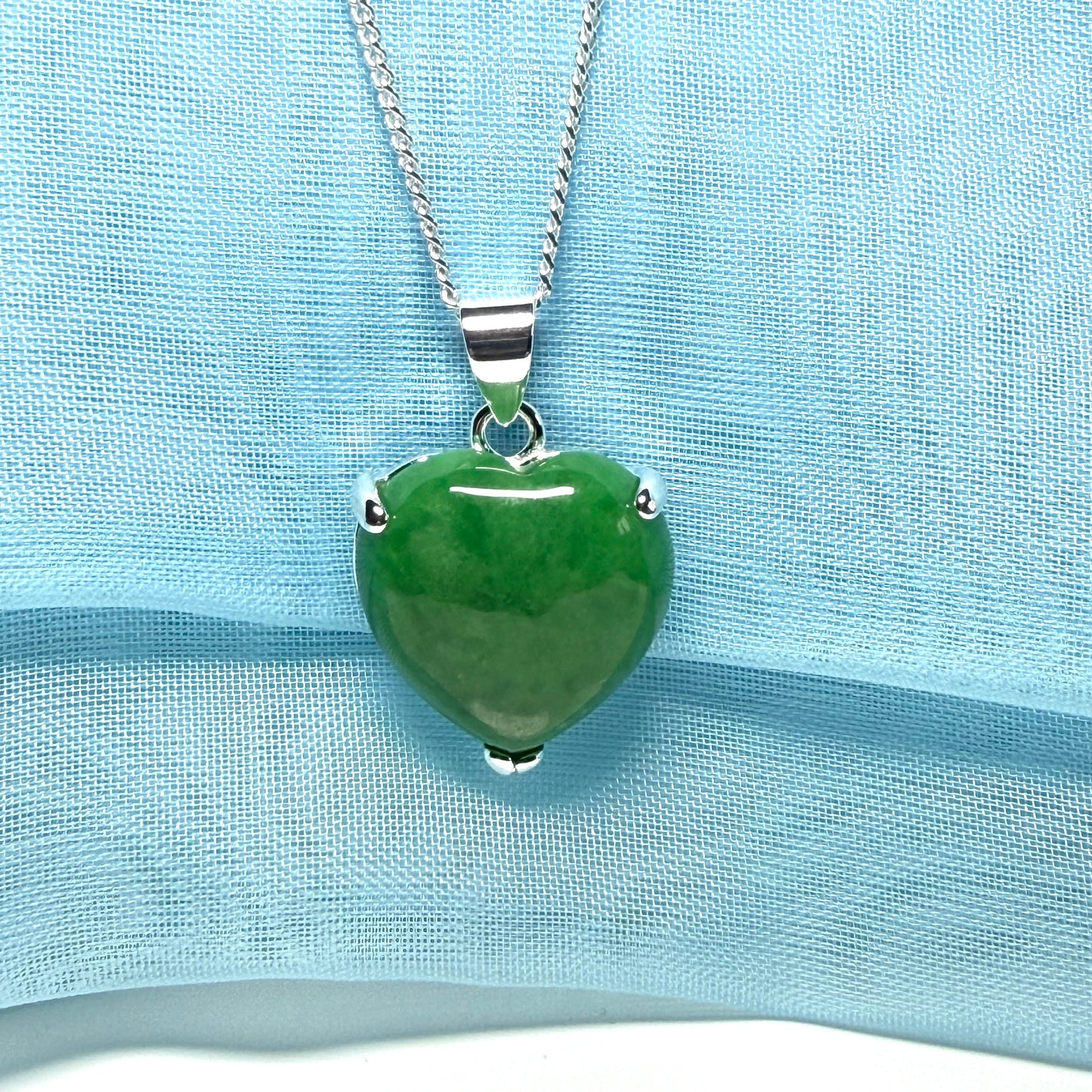 Gorgeous real green jade necklace heart shaped sterling silver, exquisite designed pendant with chain