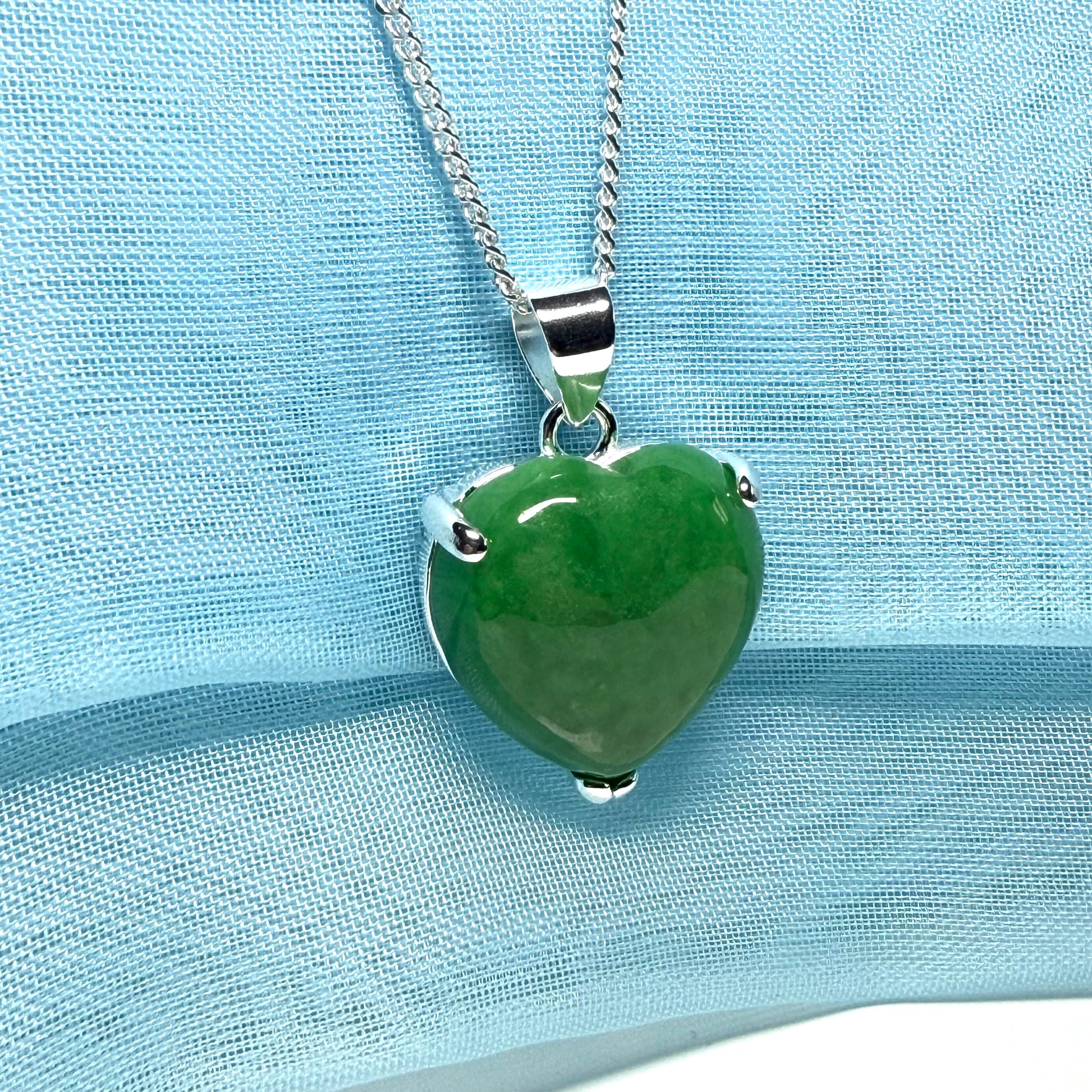 Gorgeous real green jade necklace heart shaped sterling silver, exquisite designed pendant with chain