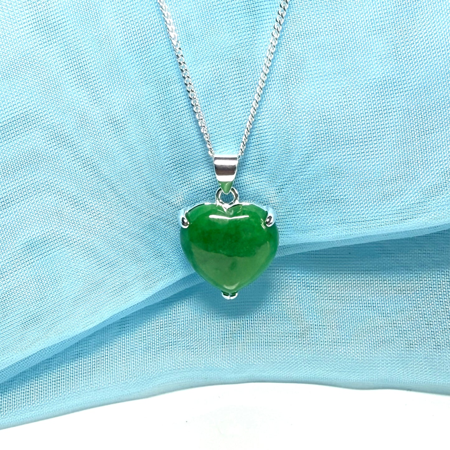 Gorgeous real green jade necklace heart shaped sterling silver, exquisitely designed pendant with chain