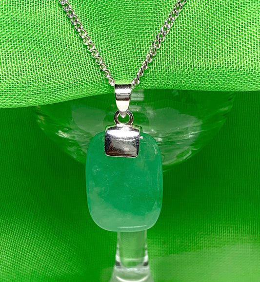 Gorgeous real green jade stone necklace cushion shaped stunning pendant sterling silver