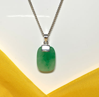 Gorgeous real green jade stone necklace sterling silver cushion shaped pendant