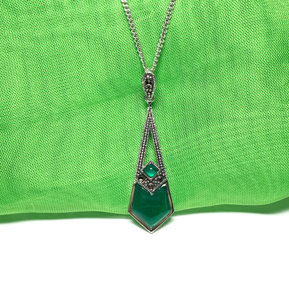 Green Agate And Marcasite Long Drop Kite Shaped Necklace Pendant Sterling Silver