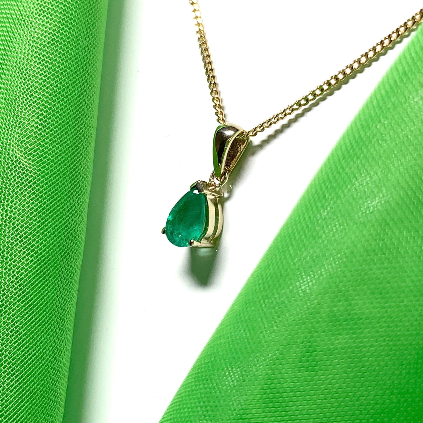 Real green emerald necklace teardrop gold pendant