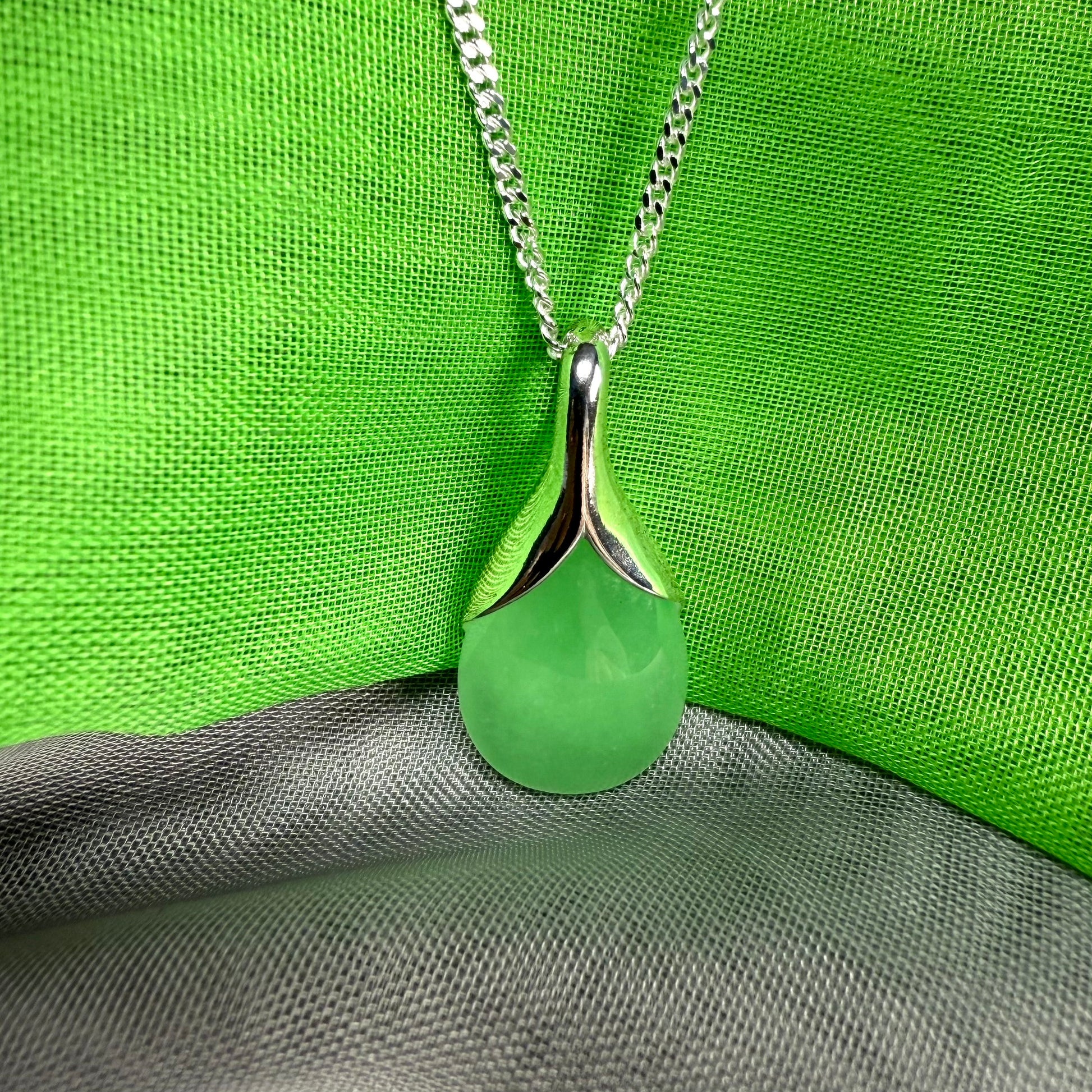 Green Jade Tear Drop Silver Pear Shaped Necklace Pendant