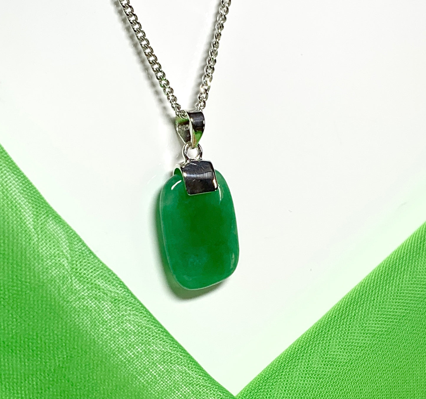 Green jade cushion shaped silver necklace pendant