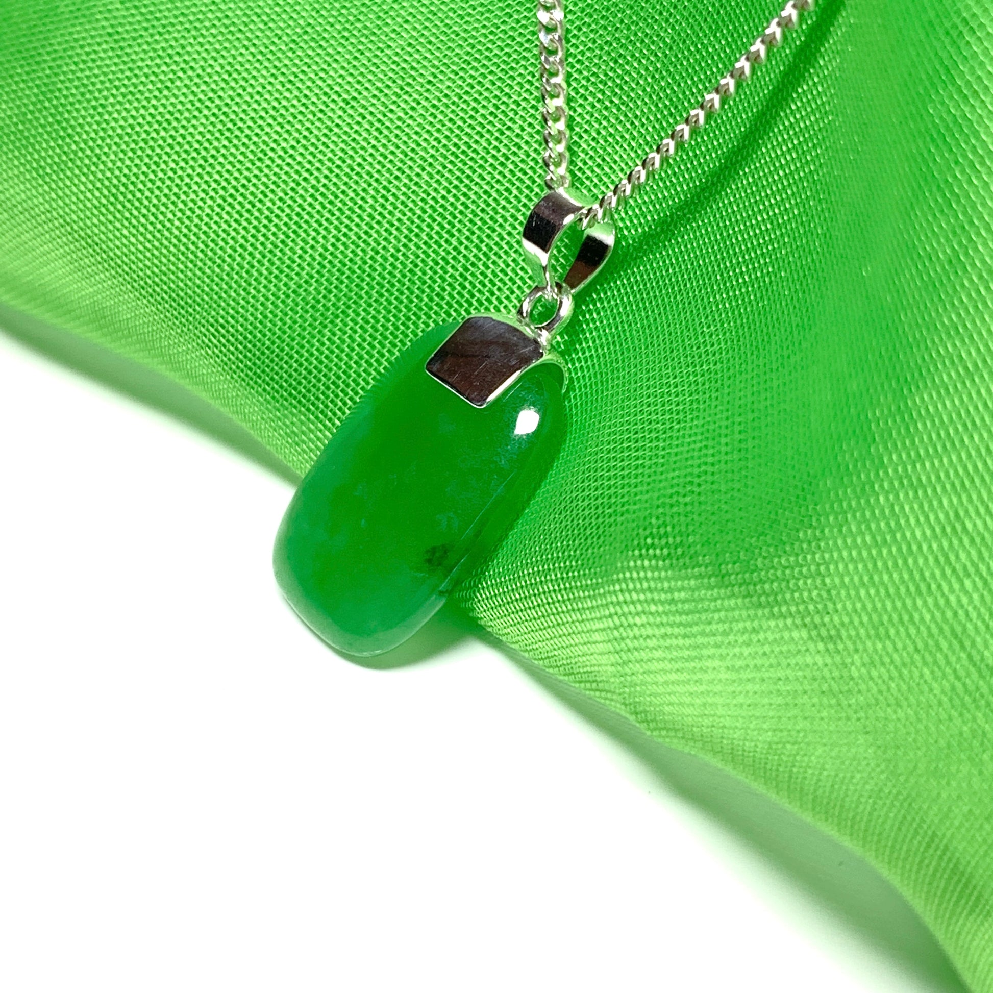 Green jade cushion shaped silver necklace pendant