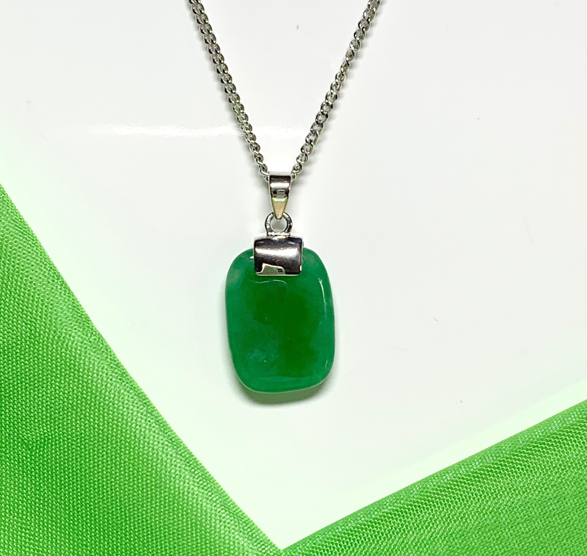 Green jade cushion shaped silver necklace pendant