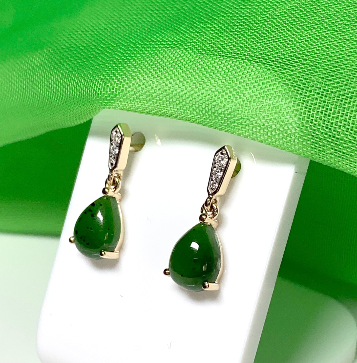 Green pear teardrop real jade and diamond yellow gold drop earrings