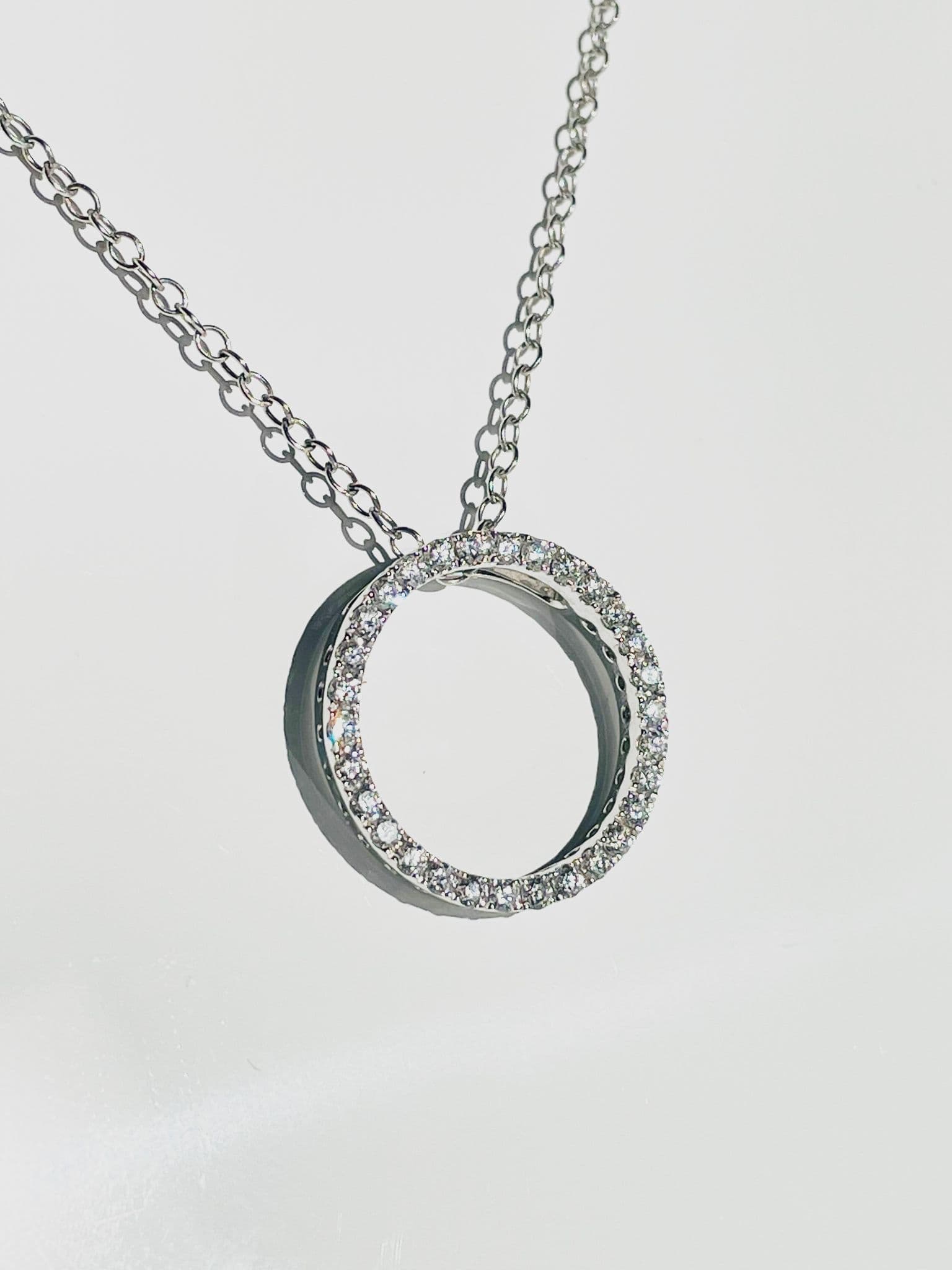 Half carat diamond round circle necklace pendant