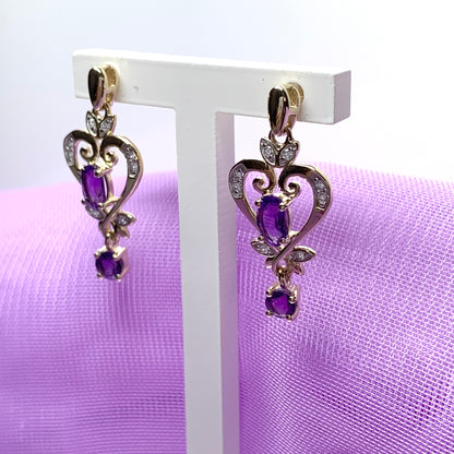 Heart shaped yellow gold and amethyst earrings