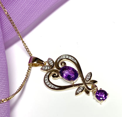 Heart shaped yellow gold and amethyst necklace pendent