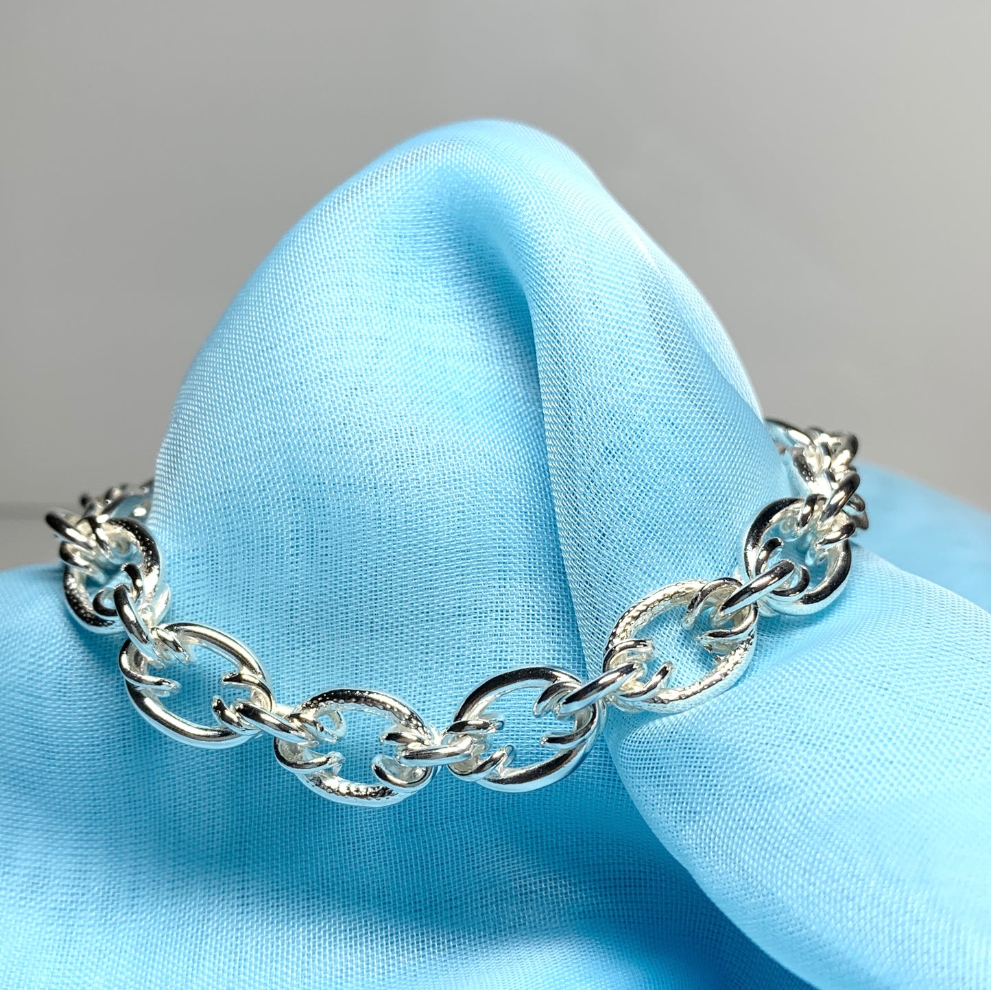 Heavy solid sterling silver ladies bracelet open fancy link oval