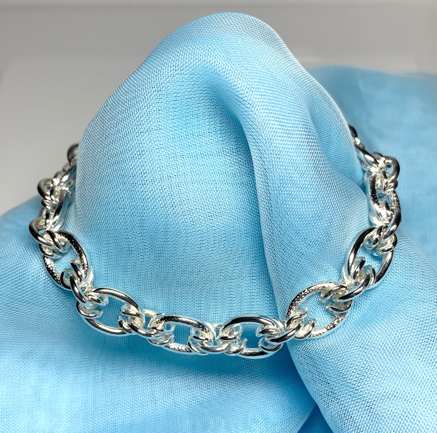 Heavy solid sterling silver ladies bracelet open fancy link oval