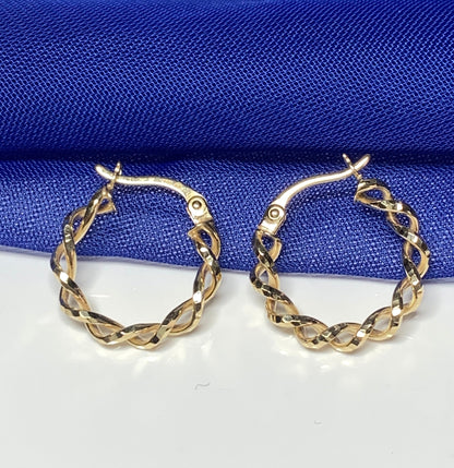 Hoop round yellow gold pierced earrings 17mm