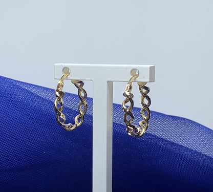 Hoop round yellow gold pierced earrings 17mm