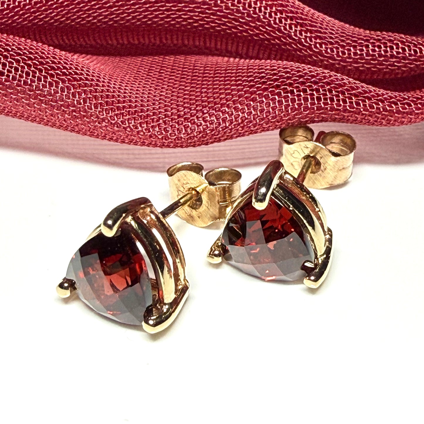 Real garnet earrings triangle yellow gold stud, simply beautiful