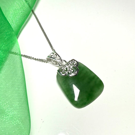 Real green jade necklace large cushion shaped with a solid silver curb chain included sterling silver with a chain