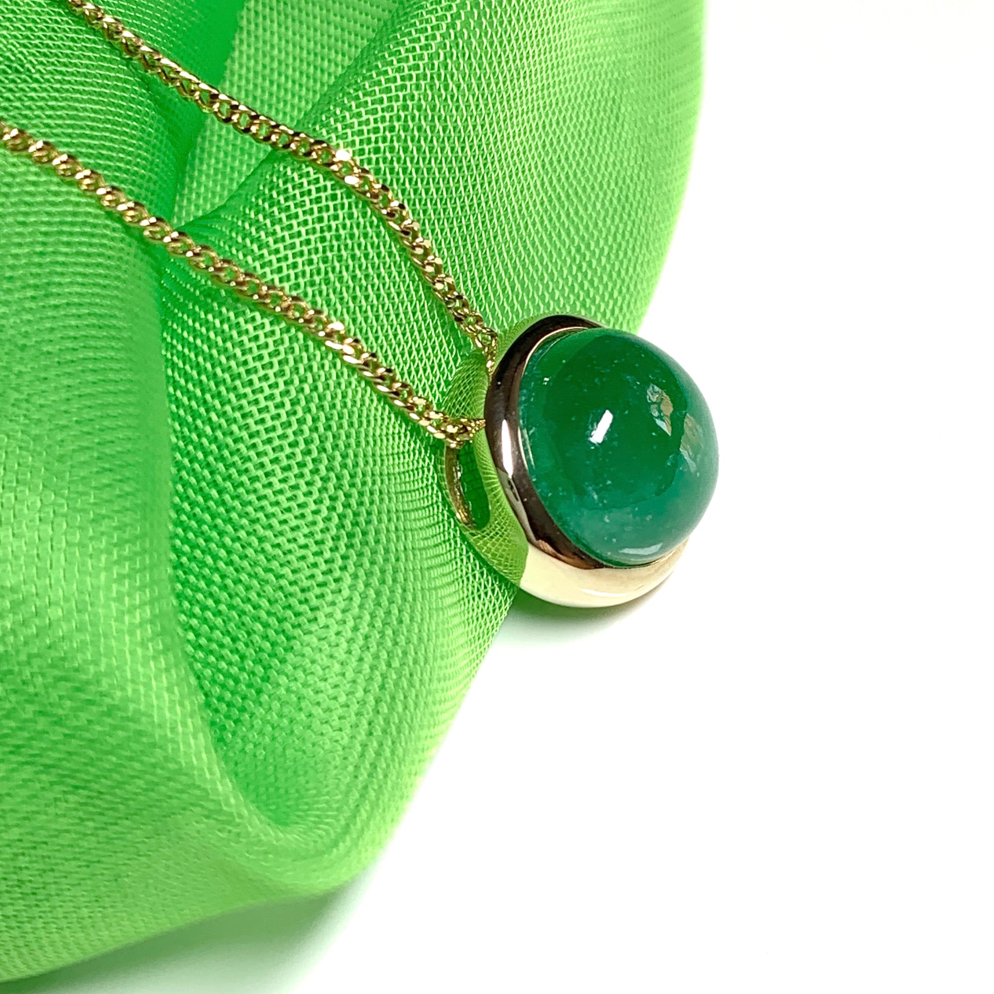 Real jade necklace round green yellow gold smooth setting rubbed over