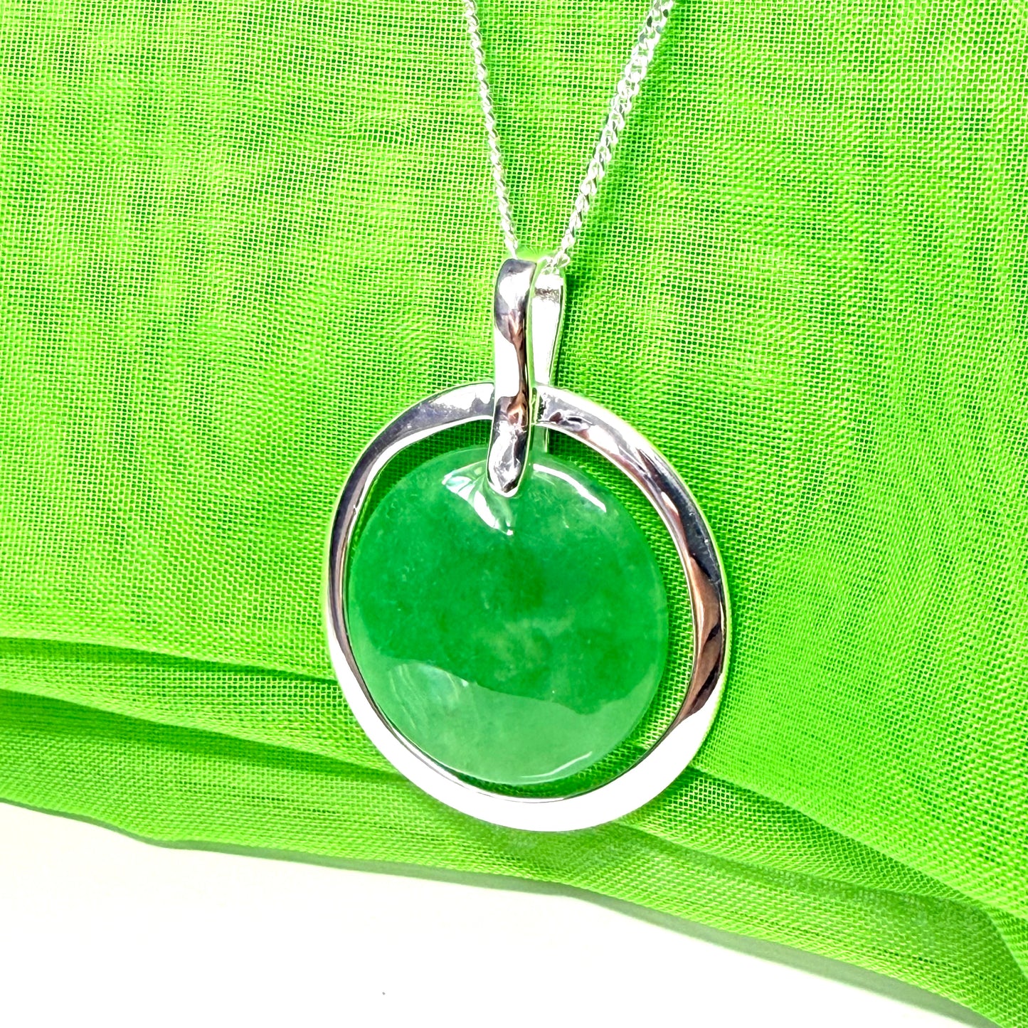 Large necklace sterling silver round shaped green real jade halo styled pendant curb, a chain included with it