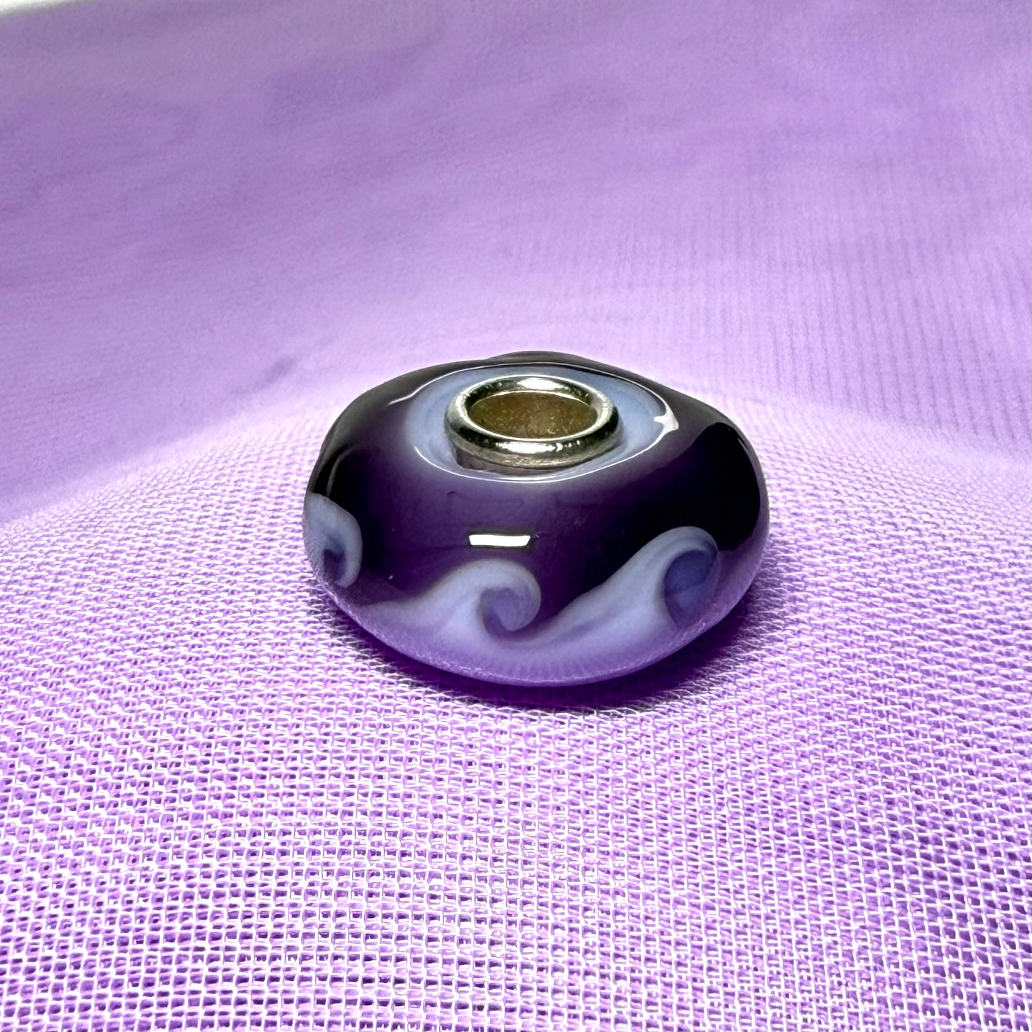 Purple two tone wavy Unique Trollbeads